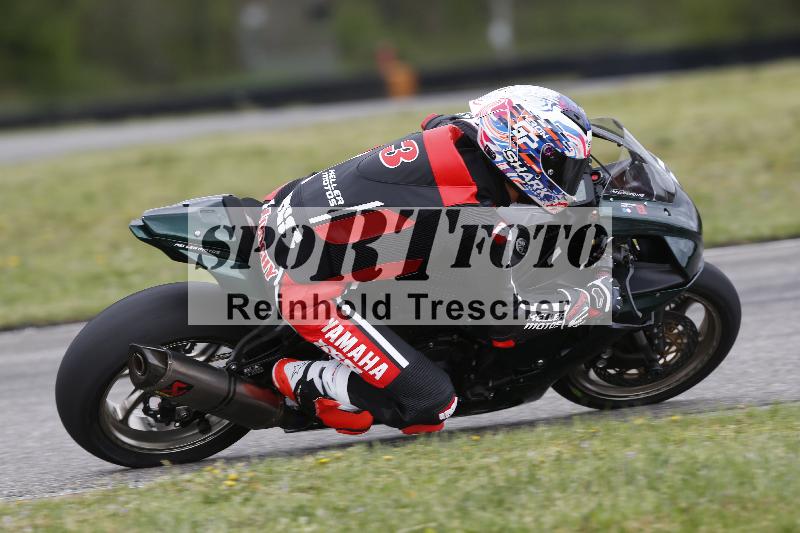 Archiv-2025/06 18.04.2025 Speer Racing ADR/Gruppe rot/backside